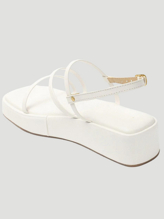 Kiravi White Wedges - KUCAH